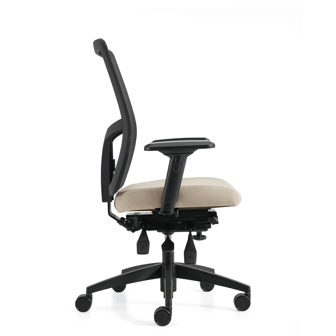 Format+ | Fauteuil à basculements multiples, assise rembourrée et dossier haut en tissu maillé